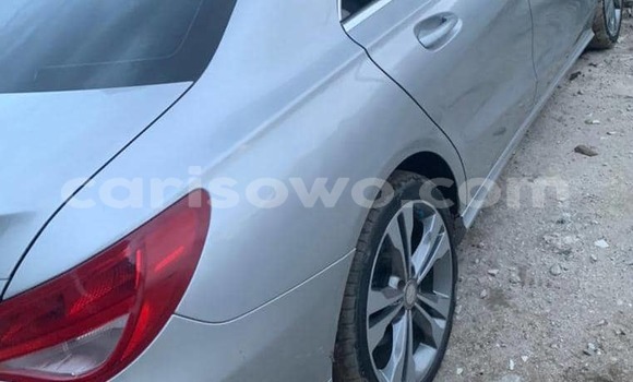 Sayi Na hannu Mercedes-Benz CLA-klasse Blue Mota in Cotonou a Benin Sayi Na hannu Mercedes-Benz CLA-klasse Blue Mota in Cotonou a Benin