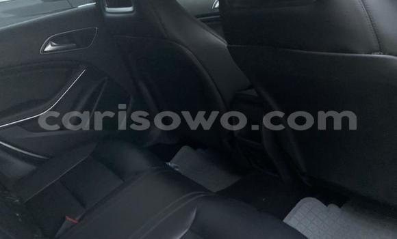 Sayi Na hannu Mercedes-Benz CLA-klasse Blue Mota in Cotonou a Benin Sayi Na hannu Mercedes-Benz CLA-klasse Blue Mota in Cotonou a Benin