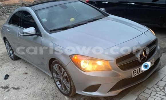 Sayi Na hannu Mercedes-Benz CLA-klasse Blue Mota in Cotonou a Benin Sayi Na hannu Mercedes-Benz CLA-klasse Blue Mota in Cotonou a Benin