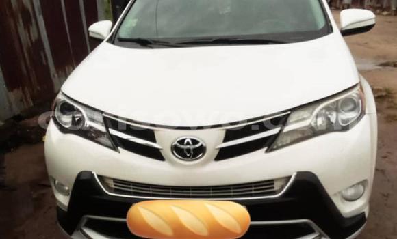 Buy Used Toyota Camry White Car in Abomey Calavi in Benign