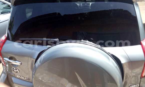 Sayi Na hannu Toyota RAV4 Black Mota in Savalou a Benin Sayi Na hannu Toyota RAV4 Black Mota in Savalou a Benin