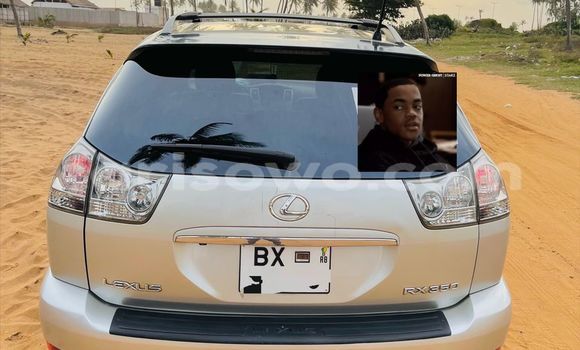 Sayi Na hannu Lexus RX 350 M Mota in Cotonou a Benin