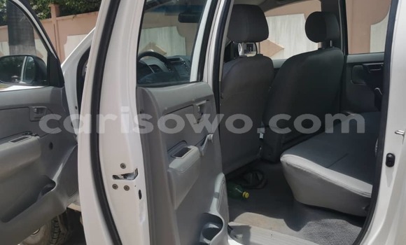 Acheter Occasion Voiture Toyota Hilux Blanc à Cotonou, Benin Acheter Occasion Voiture Toyota Hilux Blanc à Cotonou, Benin