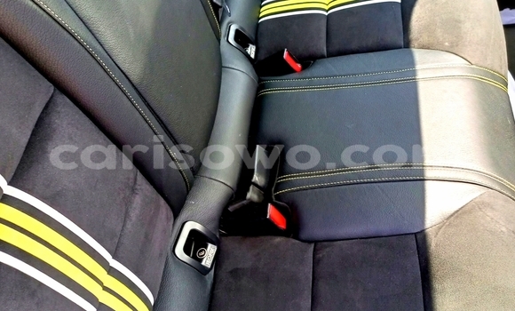 Sayi Na hannu Mercedes-Benz CLA-klasse AMG Azurfa Mota in Cotonou a Benin Sayi Na hannu Mercedes-Benz CLA-klasse AMG Azurfa Mota in Cotonou a Benin