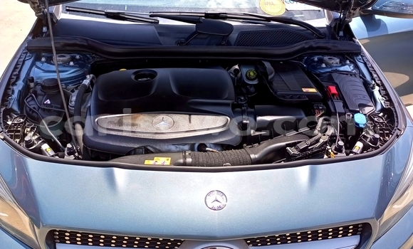 Sayi Na hannu Mercedes-Benz CLA-klasse AMG Blue Mota in Cotonou a Benin