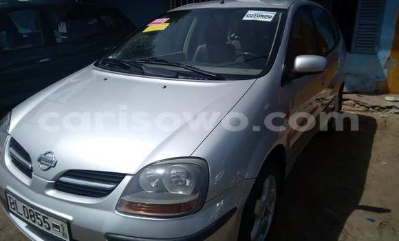 Sayi Na hannu Nissan Almera Azurfa Mota in Cotonou a Benin Sayi Na hannu Nissan Almera Azurfa Mota in Cotonou a Benin