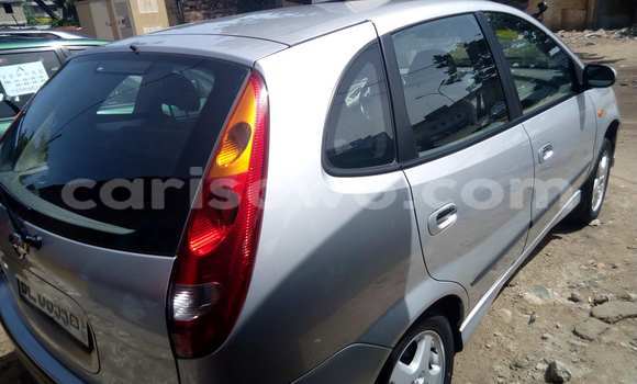 Sayi Na hannu Nissan Almera Azurfa Mota in Cotonou a Benin Sayi Na hannu Nissan Almera Azurfa Mota in Cotonou a Benin