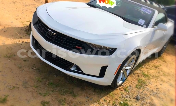 Acheter Occasion Voiture Chevrolet Camaro Blanc à Cotonou, Benin Acheter Occasion Voiture Chevrolet Camaro Blanc à Cotonou, Benin