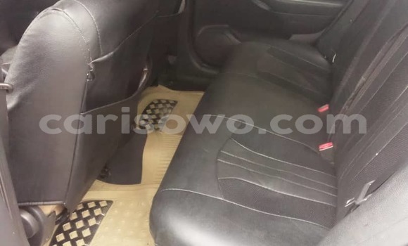 Buy Used Toyota Avensis Silver Car in Abomey Calavi in Benign Buy Used Toyota Avensis Silver Car in Abomey Calavi in Benign