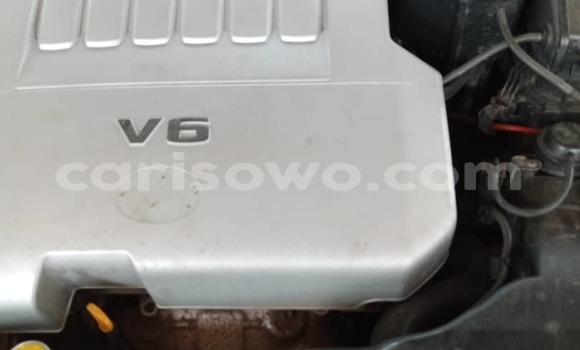 Sayi Na hannu Toyota Camry White Mota in Abomey Calavi a Benin Sayi Na hannu Toyota Camry White Mota in Abomey Calavi a Benin