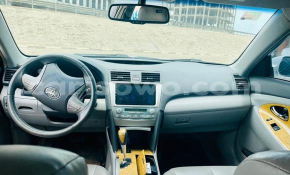 Sayi Na hannu Toyota Camry White Mota in Abomey Calavi a Benin Sayi Na hannu Toyota Camry White Mota in Abomey Calavi a Benin