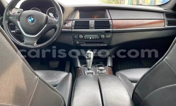 Ra Àlòkù BMW X6 Silver Ọkọ̀ in Abomey Calavi ni Benin Ra Àlòkù BMW X6 Silver Ọkọ̀ in Abomey Calavi ni Benin