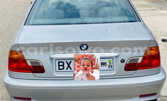 Sayi Na hannu BMW 326 Blue Mota in Cotonou a Benin Sayi Na hannu BMW 326 Blue Mota in Cotonou a Benin