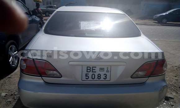 Acheter Occasion Voiture Lexus ES 300 Gris à Cotonou, Benin Acheter Occasion Voiture Lexus ES 300 Gris à Cotonou, Benin