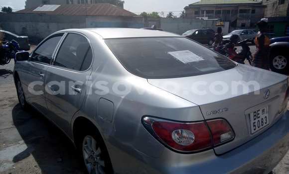 Acheter Occasion Voiture Lexus ES 300 Gris à Cotonou, Benin Acheter Occasion Voiture Lexus ES 300 Gris à Cotonou, Benin