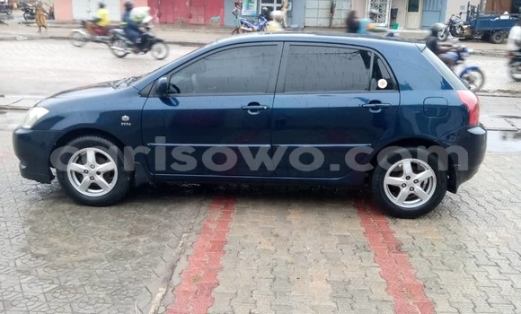Sayi Na hannu Toyota Corolla Blue Mota in Cotonou a Benin Sayi Na hannu Toyota Corolla Blue Mota in Cotonou a Benin