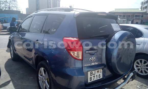 Acheter Occasion Voiture Toyota RAV4 Bleu à Cotonou, Benin Acheter Occasion Voiture Toyota RAV4 Bleu à Cotonou, Benin
