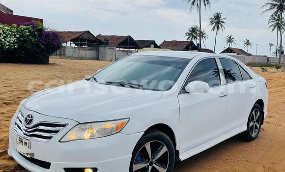 Acheter Occasion Voiture Toyota Camry Blanc à Abomey Calavi, Benin