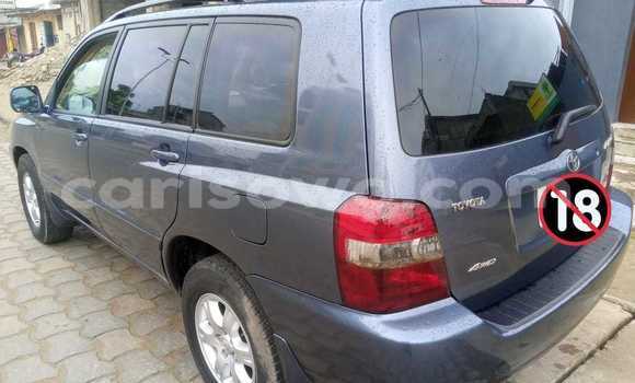 Acheter Occasion Voiture Toyota Highlander Bleu à Cotonou, Benin Acheter Occasion Voiture Toyota Highlander Bleu à Cotonou, Benin
