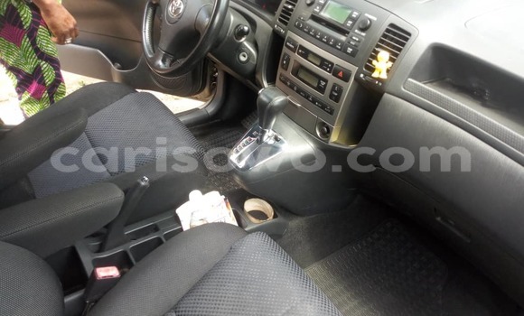 Ra Àlòkù Toyota Corolla Verso Silver Ọkọ̀ in Cotonou ni Benin Ra Àlòkù Toyota Corolla Verso Silver Ọkọ̀ in Cotonou ni Benin