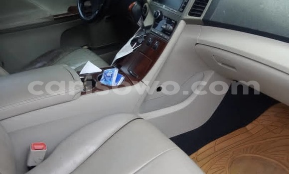 Buy Used Toyota Venza Silver Car in Abomey Calavi in Benign Buy Used Toyota Venza Silver Car in Abomey Calavi in Benign