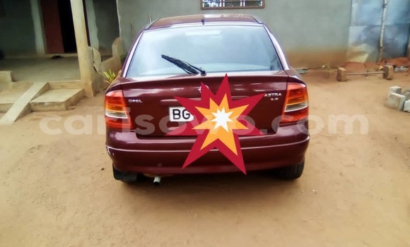 Sayi Na hannu Opel Astra Red Mota in Abomey Calavi a Benin Sayi Na hannu Opel Astra Red Mota in Abomey Calavi a Benin
