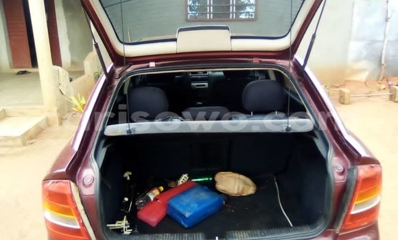 Sayi Na hannu Opel Astra Red Mota in Abomey Calavi a Benin Sayi Na hannu Opel Astra Red Mota in Abomey Calavi a Benin