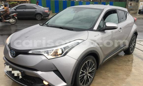 Acheter Occasion Voiture Toyota C-HR Gris à Cotonou, Benin Acheter Occasion Voiture Toyota C-HR Gris à Cotonou, Benin