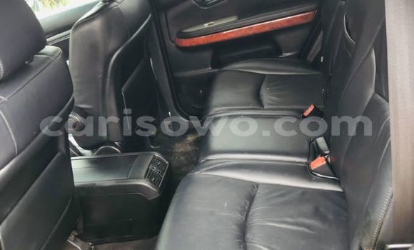 Ra Àlòkù Lexus RX 330 Silver Ọkọ̀ in Abomey Calavi ni Benin Ra Àlòkù Lexus RX 330 Silver Ọkọ̀ in Abomey Calavi ni Benin