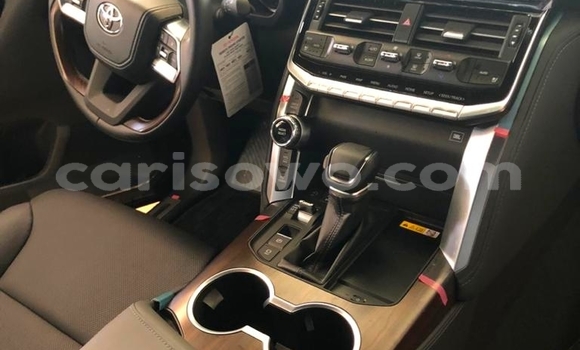 Sayi Na hannu Toyota Land Cruiser Black Mota in Cotonou a Benin Sayi Na hannu Toyota Land Cruiser Black Mota in Cotonou a Benin