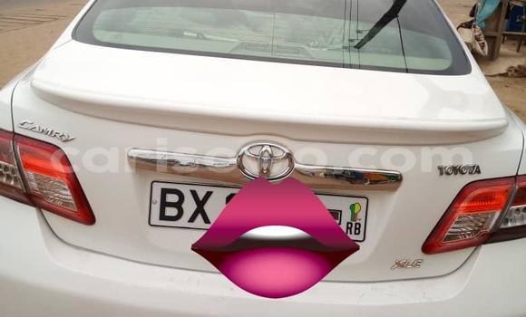 Acheter Occasion Voiture Toyota Camry Blanc à Cotonou, Benin