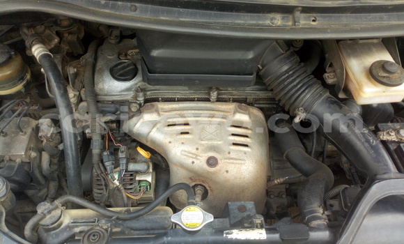 Ra Àlòkù Toyota Previa funfun Ọkọ̀ in Cotonou ni Benin Ra Àlòkù Toyota Previa funfun Ọkọ̀ in Cotonou ni Benin