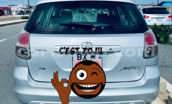 Acheter Occasion Voiture Toyota Matrix Gris à Abomey Calavi, Benin Acheter Occasion Voiture Toyota Matrix Gris à Abomey Calavi, Benin
