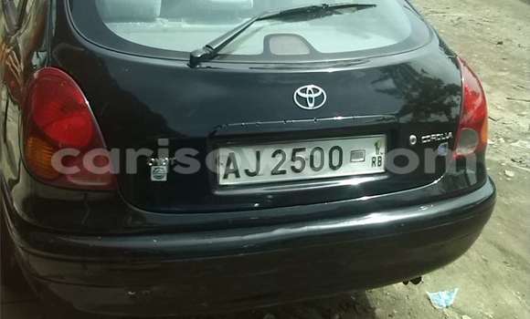 Acheter Occasion Voiture Toyota Corolla Noir à Cotonou, Benin Acheter Occasion Voiture Toyota Corolla Noir à Cotonou, Benin