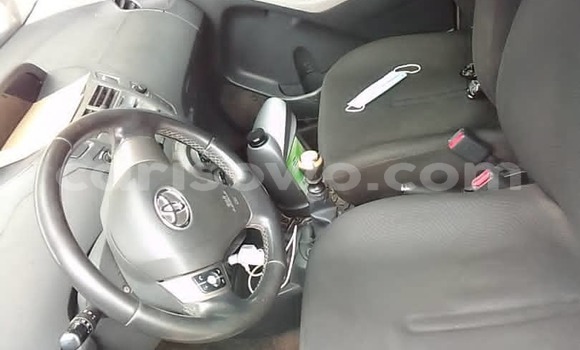 Buy Used Toyota Yaris White Car in Abomey Calavi in Benign Buy Used Toyota Yaris White Car in Abomey Calavi in Benign