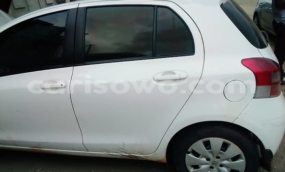 Buy Used Toyota Yaris White Car in Abomey Calavi in Benign Buy Used Toyota Yaris White Car in Abomey Calavi in Benign