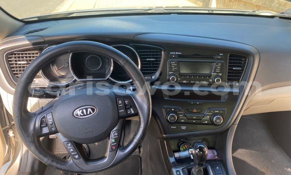 Acheter Occasion Voiture Kia Optima Gris à Cotonou, Benin Acheter Occasion Voiture Kia Optima Gris à Cotonou, Benin