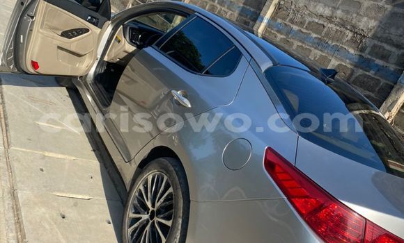 Acheter Occasion Voiture Kia Optima Gris à Cotonou, Benin Acheter Occasion Voiture Kia Optima Gris à Cotonou, Benin