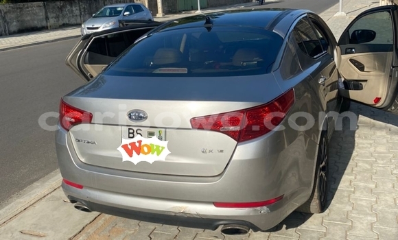 Acheter Occasion Voiture Kia Optima Gris à Cotonou, Benin Acheter Occasion Voiture Kia Optima Gris à Cotonou, Benin