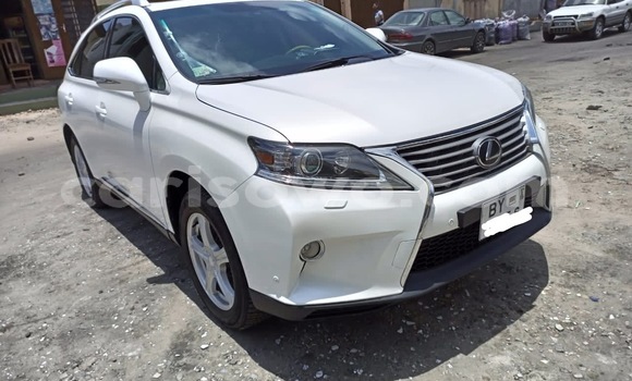 Ra Àlòkù Lexus RX 350 funfun Ọkọ̀ in Cotonou ni Benin