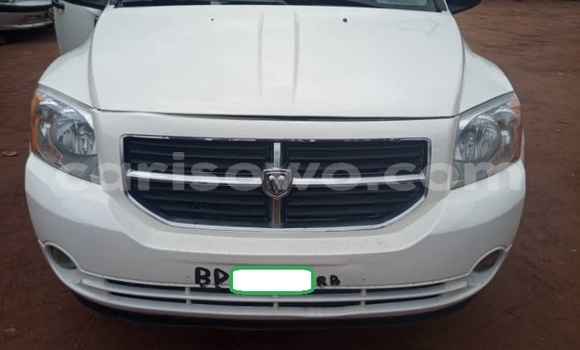 Acheter Occasion Voiture Dodge Caliber Blanc à Cotonou, Benin