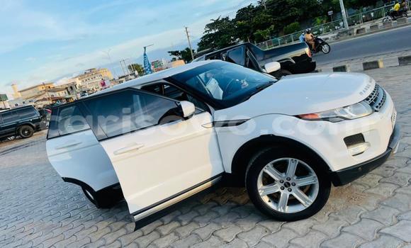 Acheter Occasion Voiture Range Rover Range Rover Blanc à Cotonou, Benin Acheter Occasion Voiture Range Rover Range Rover Blanc à Cotonou, Benin