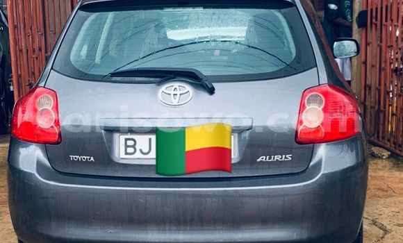 Ra Àlòkù Toyota Auris Blue Ọkọ̀ in Abomey Calavi ni Benin Ra Àlòkù Toyota Auris Blue Ọkọ̀ in Abomey Calavi ni Benin