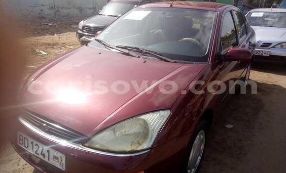 Acheter Occasion Voiture Ford Focus Rouge à Cotonou au Benin Acheter Occasion Voiture Ford Focus Rouge à Cotonou au Benin