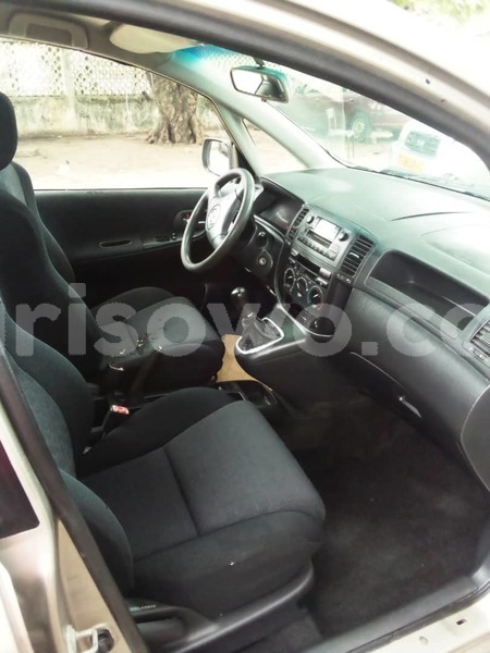 Big with watermark toyota corolla verso benin cotonou 11725