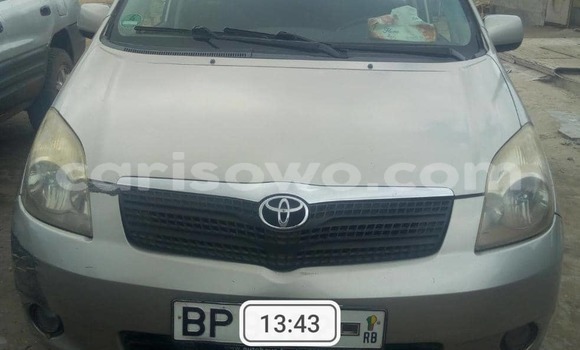 Acheter Occasion Voiture Toyota Corolla Verso Autre à Cotonou, Benin Acheter Occasion Voiture Toyota Corolla Verso Autre à Cotonou, Benin