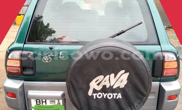 Acheter Occasion Voiture Toyota RAV4 Vert à Cotonou, Benin