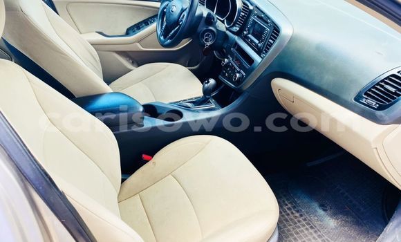 Acheter Occasion Voiture Kia Optima Beige à Cotonou, Benin Acheter Occasion Voiture Kia Optima Beige à Cotonou, Benin