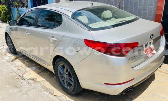 Acheter Occasion Voiture Kia Optima Beige à Cotonou, Benin Acheter Occasion Voiture Kia Optima Beige à Cotonou, Benin