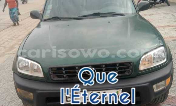 Ra Àlòkù Toyota RAV4 Alawọ ewe Ọkọ̀ in Abomey Calavi ni Benin Ra Àlòkù Toyota RAV4 Alawọ ewe Ọkọ̀ in Abomey Calavi ni Benin